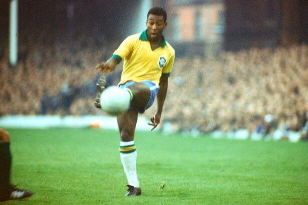Pelé (369 Assists)